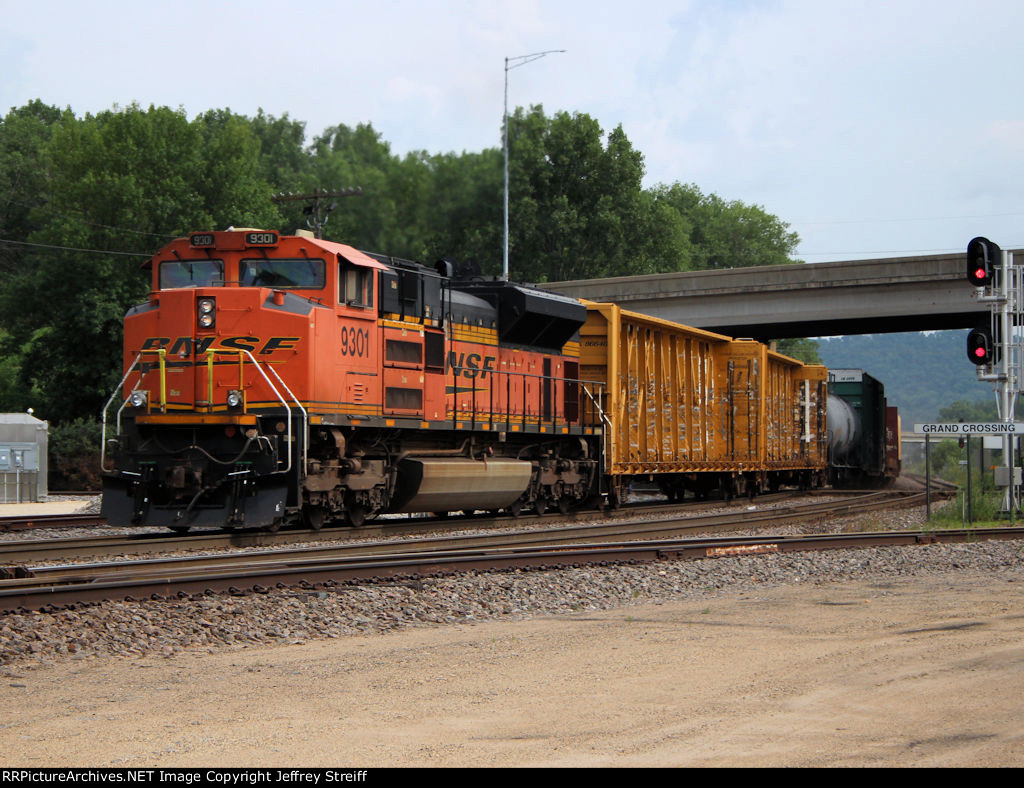 BNSF 9301